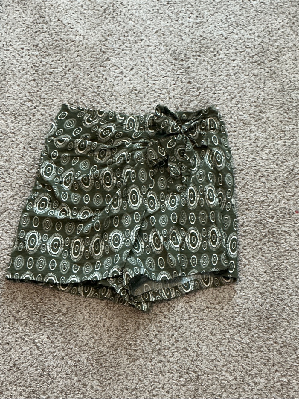 Zara Olive Green Printed Tie-Front High Waist Shorts